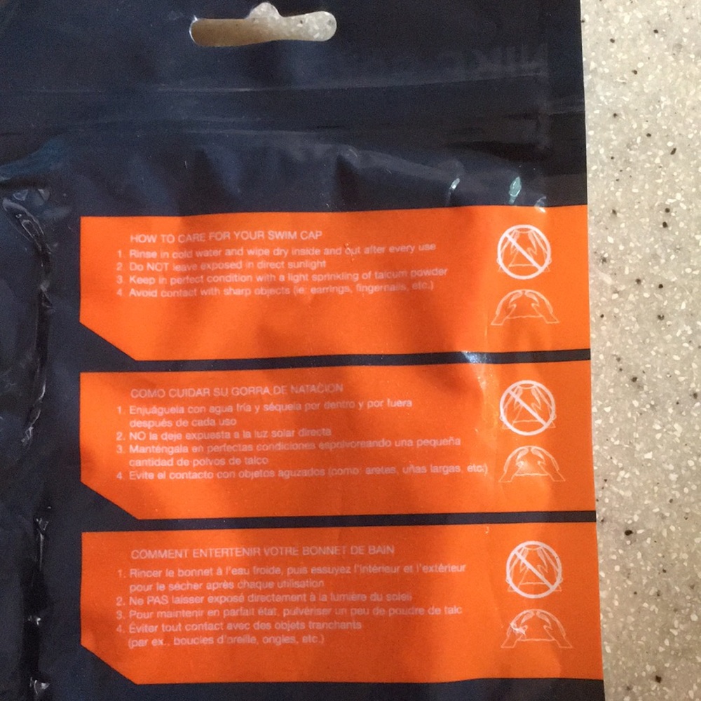 Nike swim cap - Picture 4 of 5